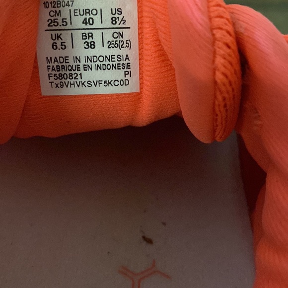 ASICS Gel-Kayano 28 Size 8.5 - Picture 6 of 9